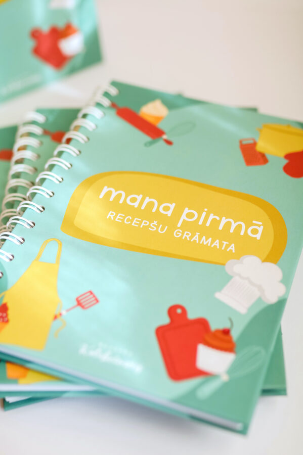 IZPĀRDOŠANAS KOLEKCIJA. Recepšu un radošo uzdevumu grāmata bērniem (ar defektiņiem)