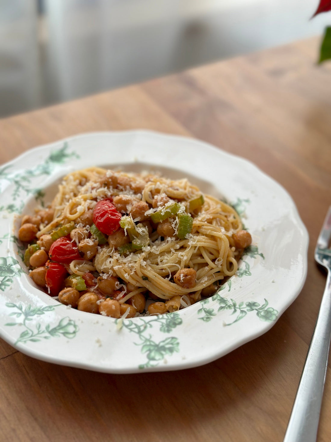 Pusdienu receptes - Spageti ar turku zirņiem