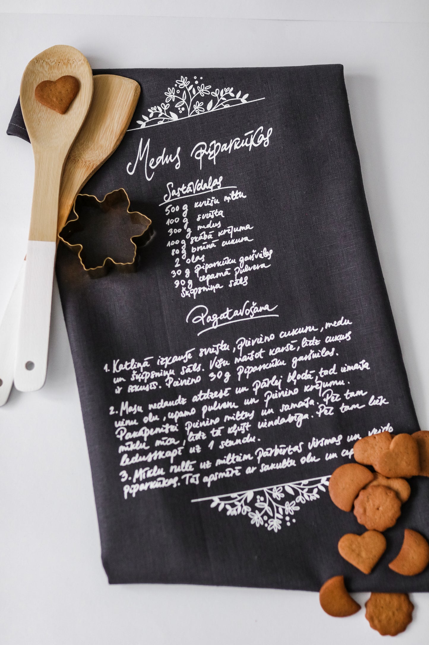 Lina dvielītis ar medus piparkūku recepti, pelēks