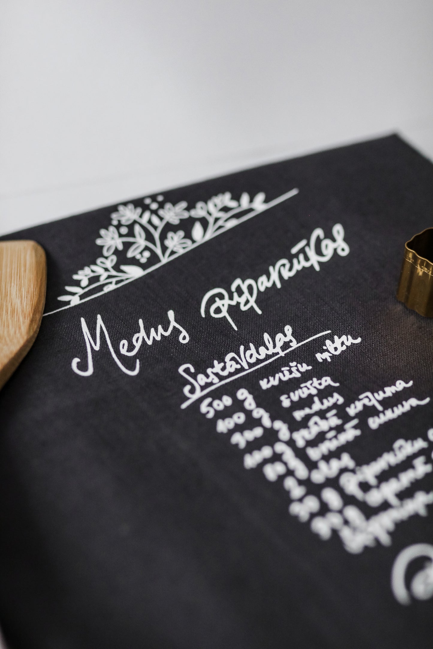 Lina dvielītis ar medus piparkūku recepti, pelēks