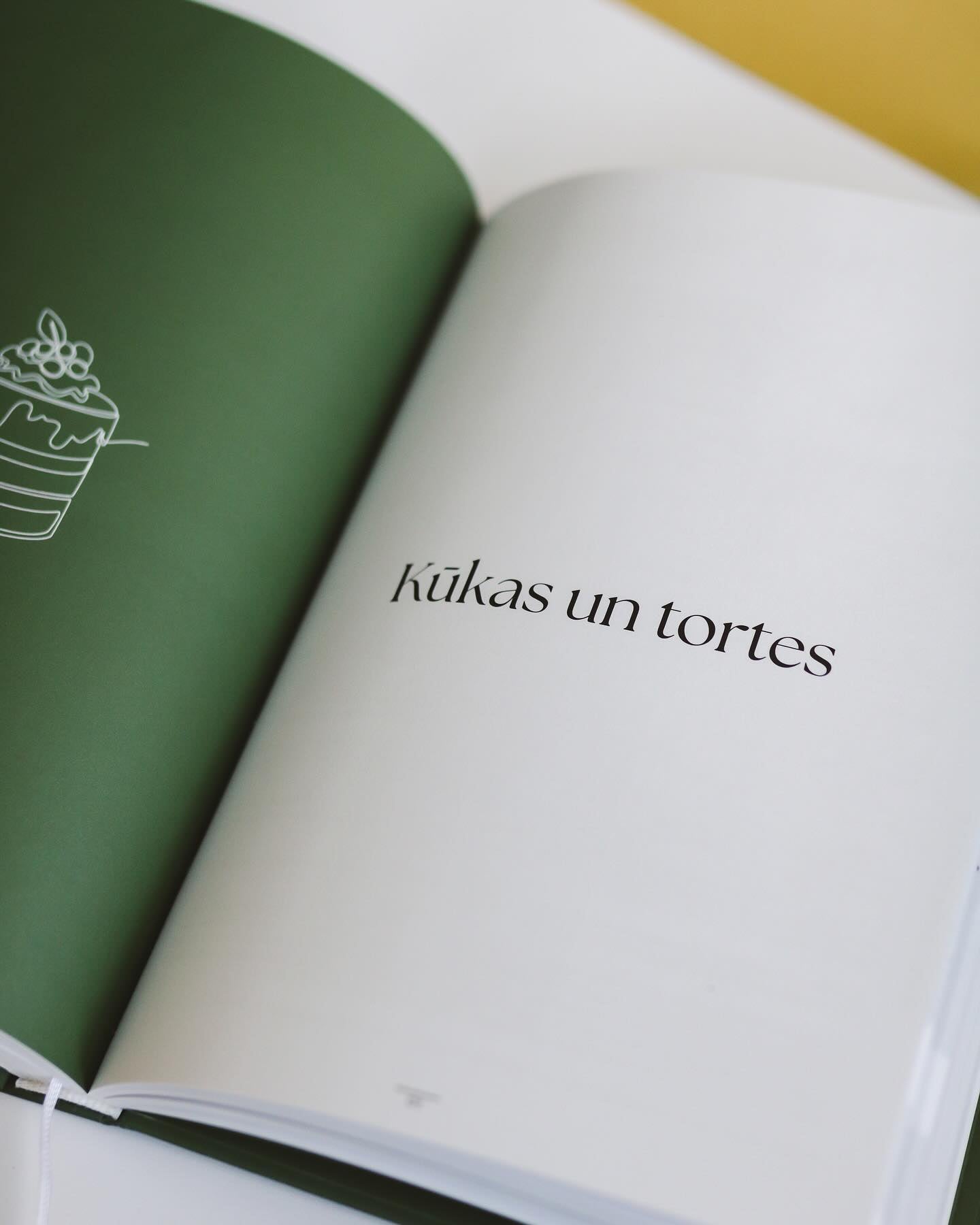 Divas grāmatas Recepšu kolekcionārs